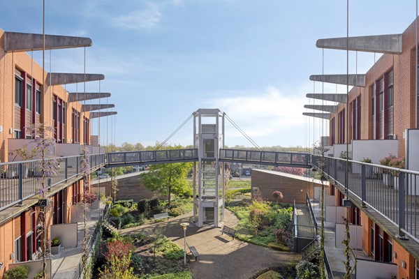 Medium property photo - Bijsterveldenlaan 389, 5045 ZR Tilburg