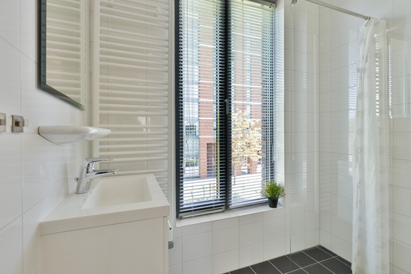Medium property photo - Kempenaarplaats 5, 5017 CN Tilburg