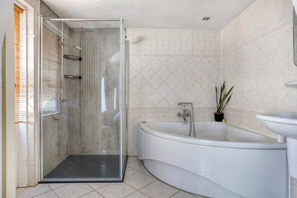 Medium property photo - Hoevenseweg 66, 5017 AG Tilburg