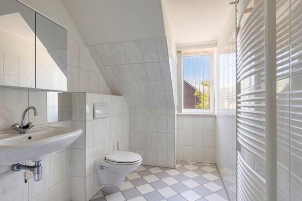 Medium property photo - Hoevenseweg 46, 5017 AE Tilburg