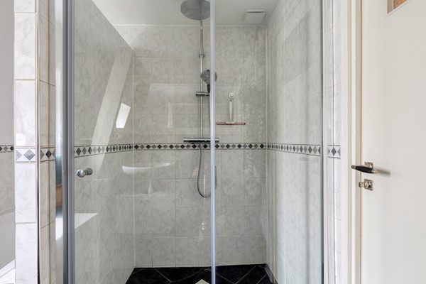 Medium property photo - Kardinaal Vaughanstraat 30, 5046 DR Tilburg