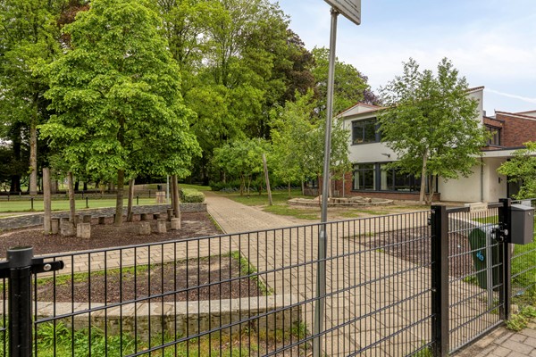 Medium property photo - Kardinaal Vaughanstraat 30, 5046 DR Tilburg