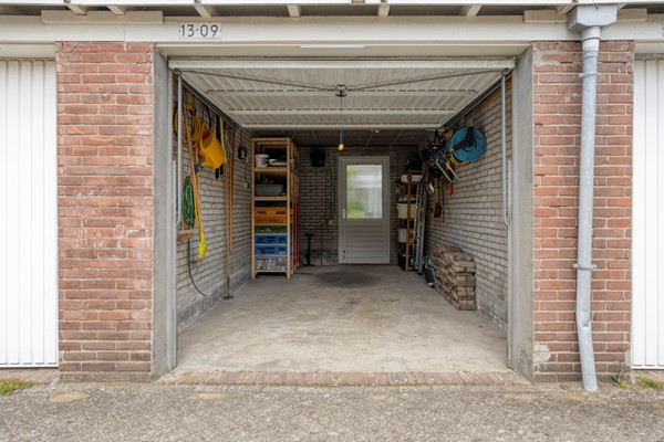 Medium property photo - Jan Pieterszoon Coenstraat 14, 5018 CS Tilburg