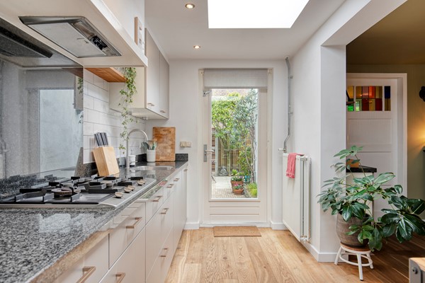 Medium property photo - Hendrik de Keijserstraat 19, 5041 JA Tilburg