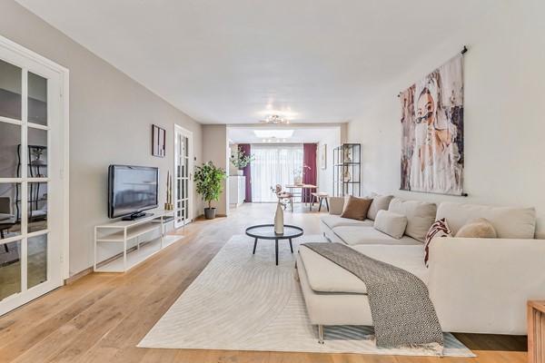 Te koop: Postelse Hoeflaan 33, 5042KA Tilburg