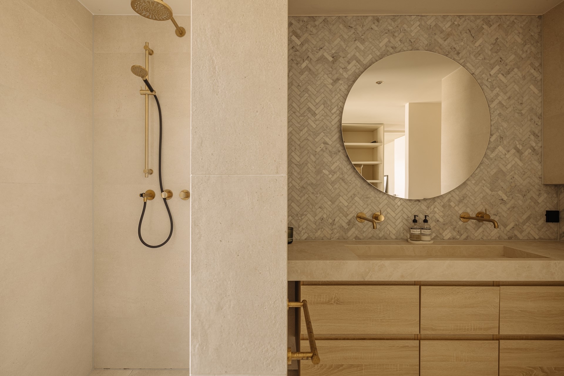 Appartement te huur: Bella Vistastraat 318, Amsterdam