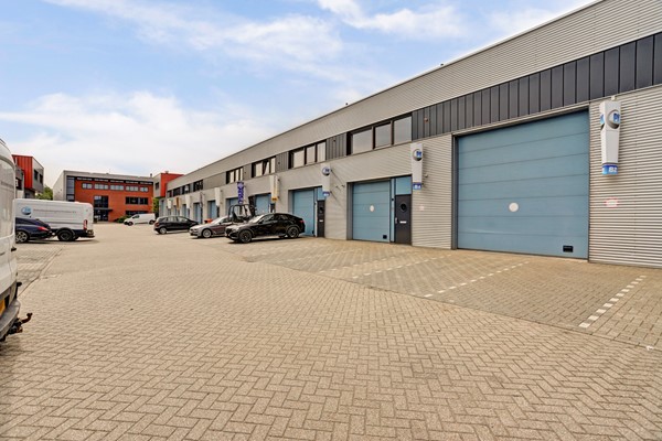 Medium property photo - Veenderveld 82, 2371 TX Roelofarendsveen