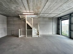 1786612400296_image00007.jpg