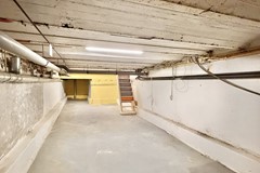 IMG011.jpg