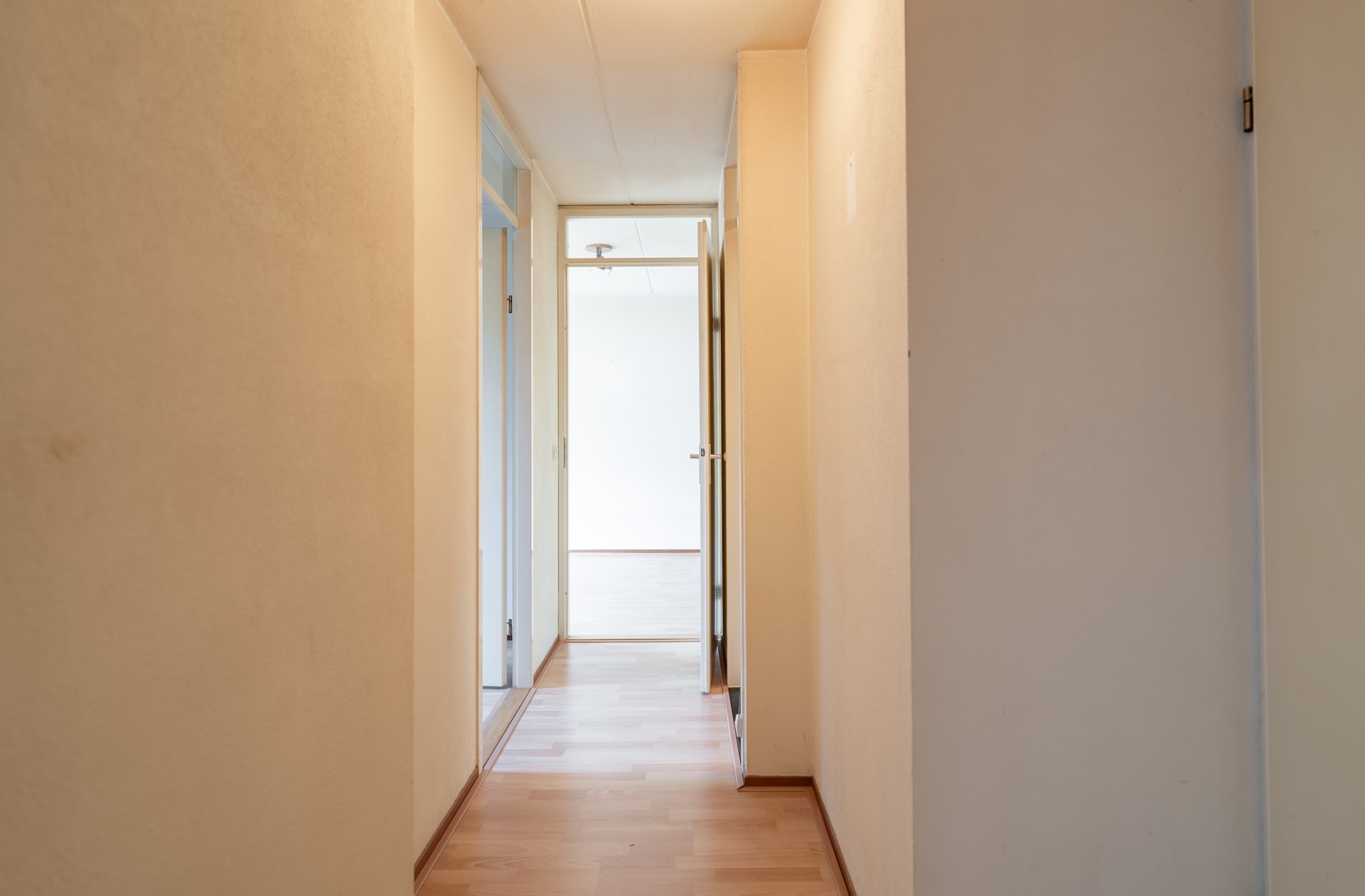 Tussenwoning te koop: Hendrik Andriessenlaan 15, Oegstgeest