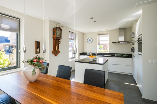 Verkocht onder voorbehoud: Oosterhof 33, 4194AP Meteren