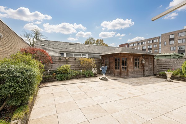 Onder bod: Kruiswerf 15, 4141GG Leerdam