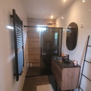 WhatsApp Image 2024-12-01 at 20.54.01 (5).jpeg