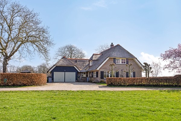 Voorsterweg 155, Tonden