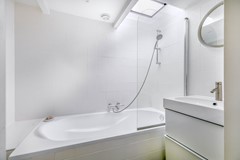 New for sale: Van Ostadestraat 374, 1074 XA Amsterdam