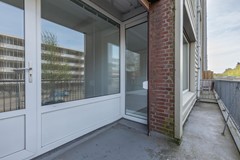 Sold subject to conditions: Burgemeester Cramergracht 108, 1064 AJ Amsterdam