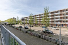 Sold subject to conditions: Burgemeester Cramergracht 108, 1064 AJ Amsterdam