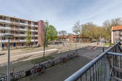 Sold subject to conditions: Burgemeester Cramergracht 108, 1064 AJ Amsterdam