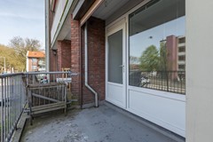 Sold subject to conditions: Burgemeester Cramergracht 108, 1064 AJ Amsterdam