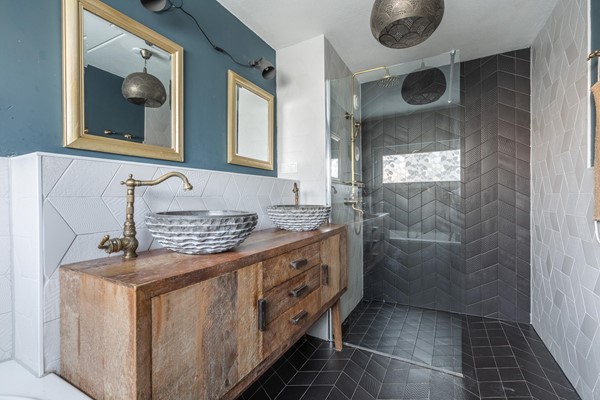 Medium property photo - Pyreneeën 5, 1060 NP Amsterdam