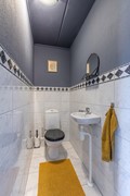 New for sale: Pyreneeën 5, 1060 NP Amsterdam
