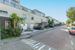 New for sale: Pyreneeën 5, 1060 NP Amsterdam