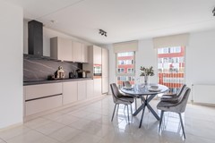 For sale: Van Suchtelen van de Haarestraat 26D, 1068 GV Amsterdam