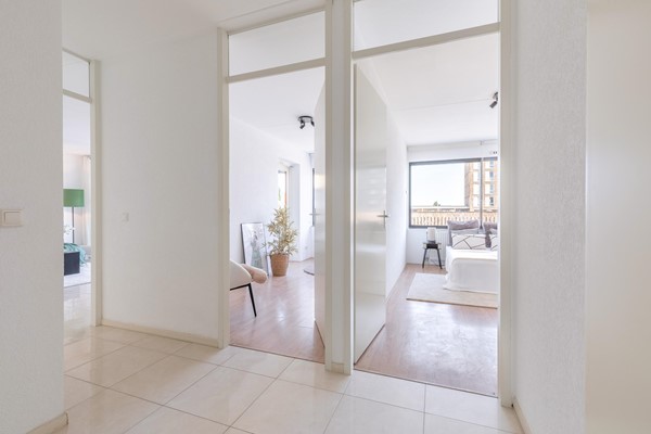 Medium property photo - Van Suchtelen van de Haarestraat 26D, 1068 GV Amsterdam