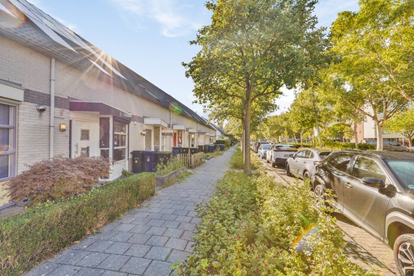 Medium property photo - Kapitein de Langestraat 160, 1318 DR Almere