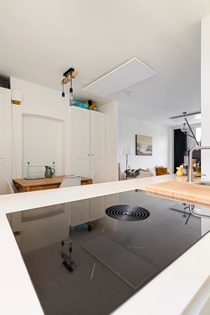 Medium property photo - Van Bossestraat 26-3, 1051 JZ Amsterdam