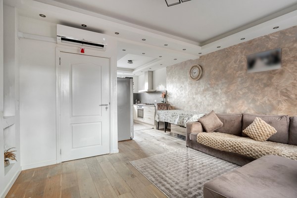 Medium property photo - Cort van der Lindenkade 118, 1067 LM Amsterdam