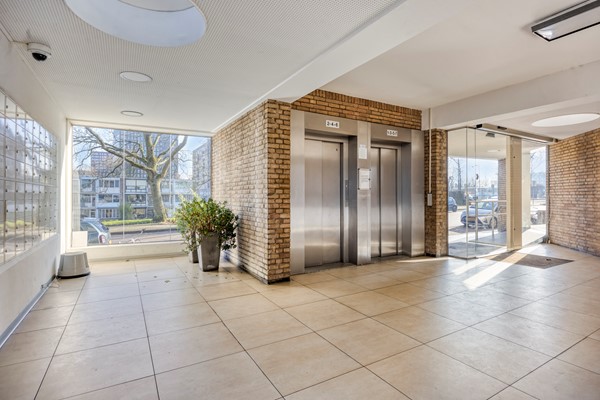 Medium property photo - Burgemeester Cramergracht 129, 1064 AK Amsterdam