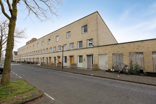 Medium property photo - Raphael Lemkinstraat 43, 1102 JX Amsterdam