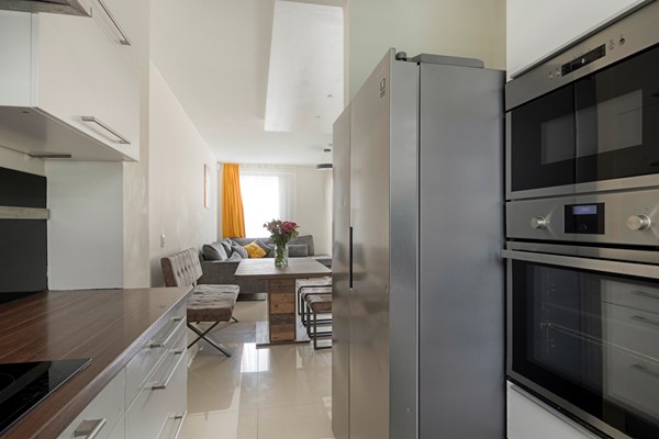 Medium property photo - Raphael Lemkinstraat 43, 1102 JX Amsterdam