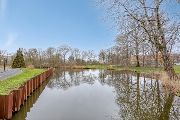 Medium property photo - Raphael Lemkinstraat 43, 1102 JX Amsterdam