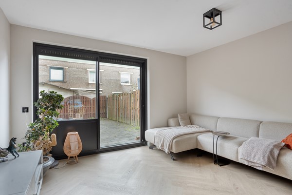 Medium property photo - Turnhoutplantsoen 156, 1066 NX Amsterdam