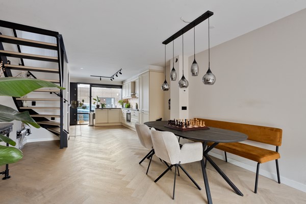 Medium property photo - Turnhoutplantsoen 156, 1066 NX Amsterdam