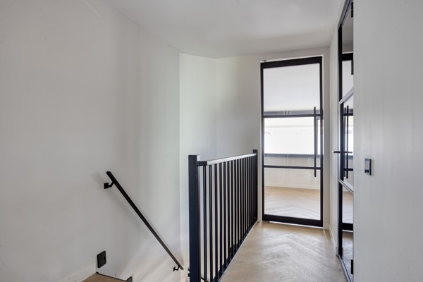 Medium property photo - Turnhoutplantsoen 156, 1066 NX Amsterdam