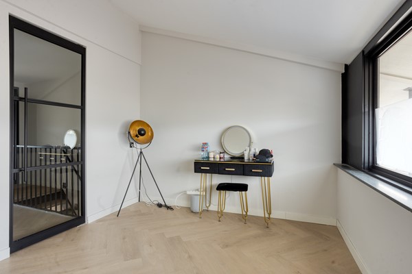 Medium property photo - Turnhoutplantsoen 156, 1066 NX Amsterdam
