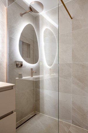 Medium property photo - Turnhoutplantsoen 156, 1066 NX Amsterdam