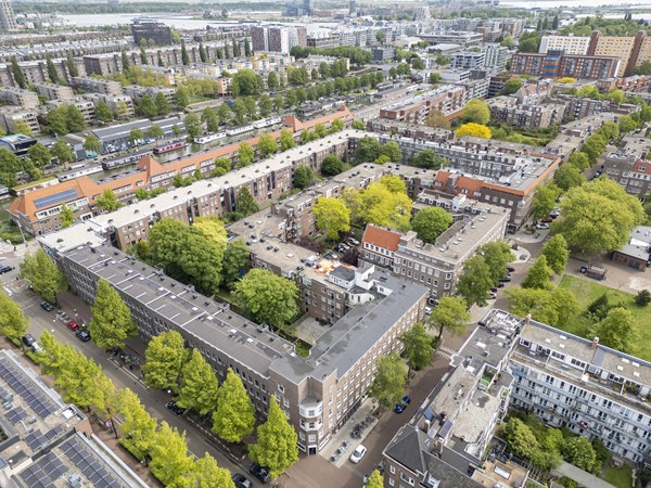 Menadostraat 35B, 1095TH Amsterdam