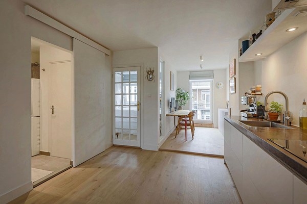 Medium property photo - Sint Willibrordusstraat 27-3, 1074 XJ Amsterdam