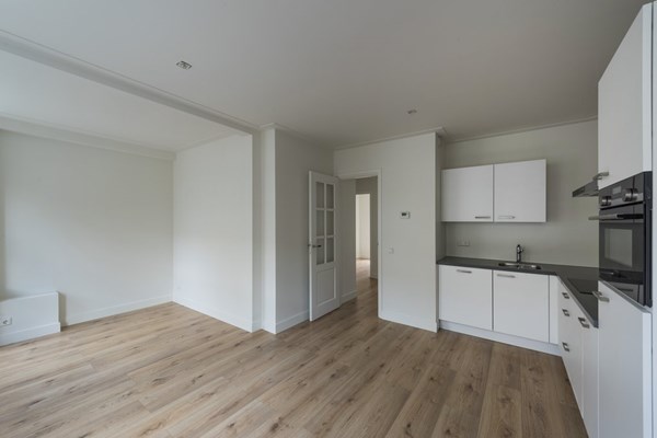 Medium property photo - Van Spilbergenstraat 120-1, 1057 RN Amsterdam