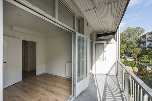 Medium property photo - Van Spilbergenstraat 120-1, 1057 RN Amsterdam