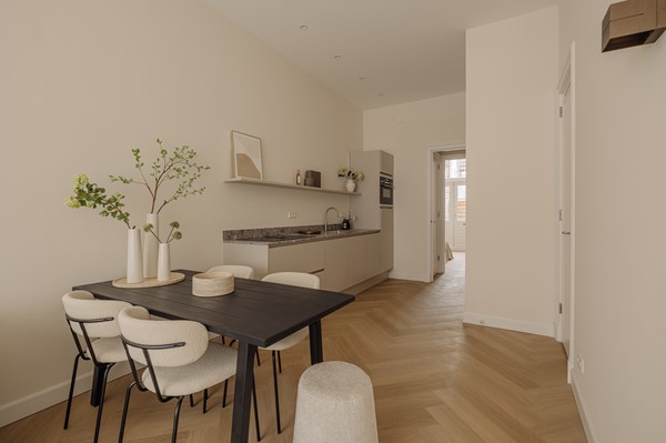 Medium property photo - Tweede van der Helststraat 9H, 1073 AE Amsterdam