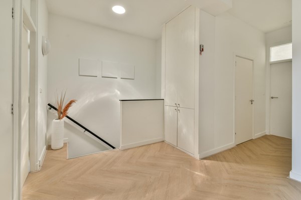 Medium property photo - Merwedestraat 13, 2515 TP Den Haag