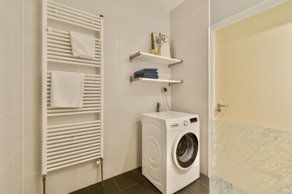 Medium property photo - Merwedestraat 13, 2515 TP Den Haag