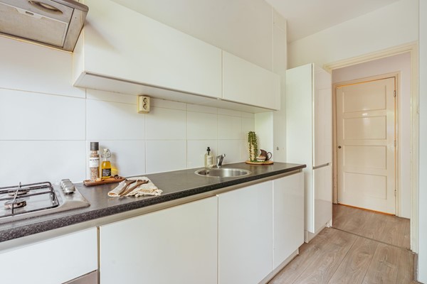Medium property photo - Helmholtzstraat 69H, 1098 LG Amsterdam