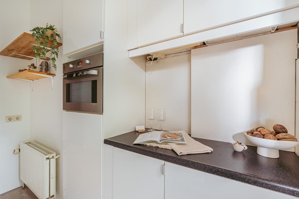 Medium property photo - Helmholtzstraat 69H, 1098 LG Amsterdam
