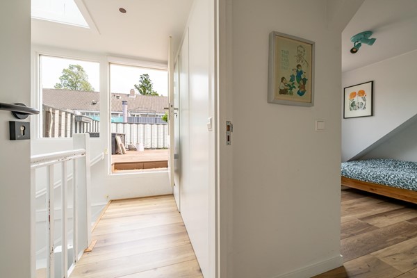 Medium property photo - Warmondstraat 133-2, 1058 KV Amsterdam